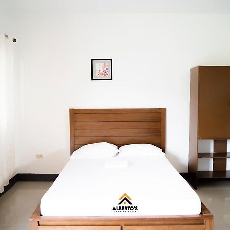 Alberto'S Lodging House Mariveles Exterior photo