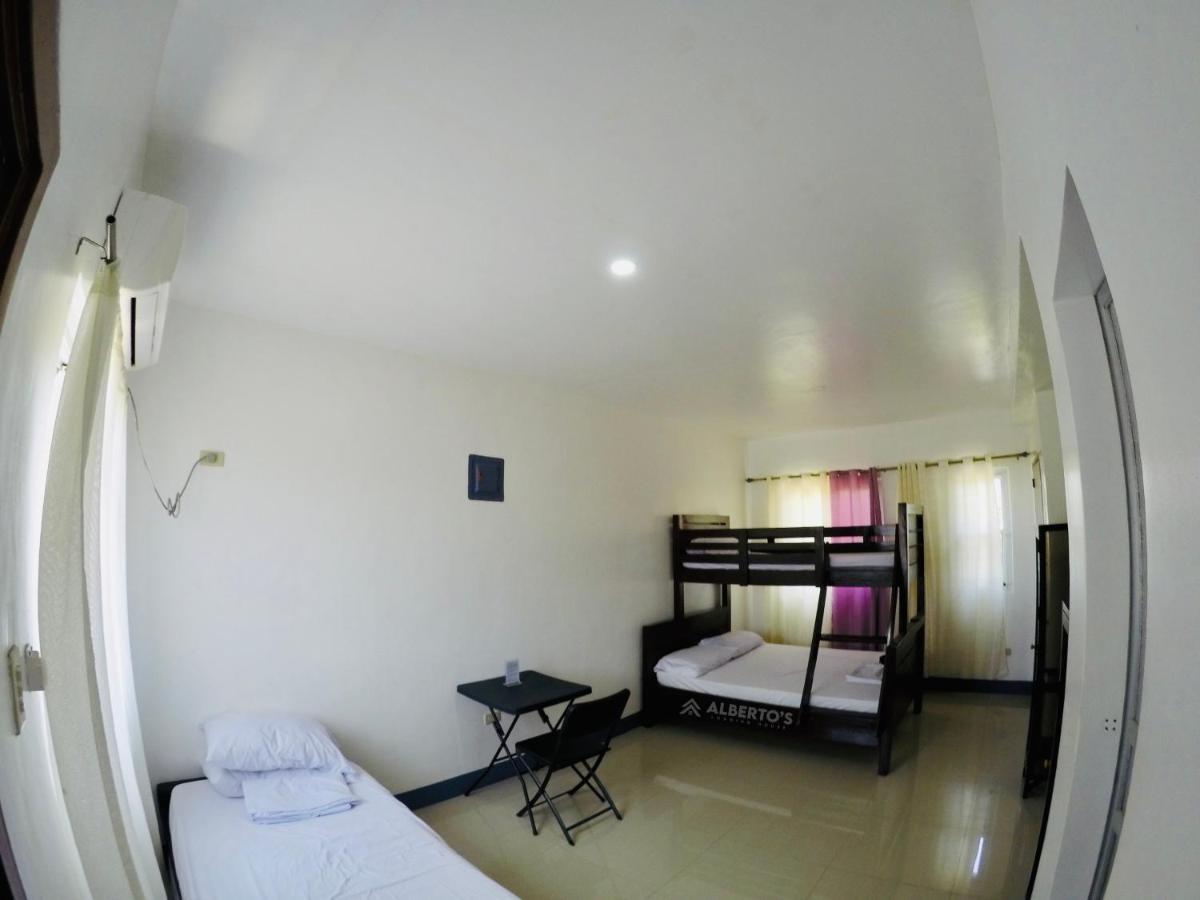 Alberto'S Lodging House Mariveles Exterior photo